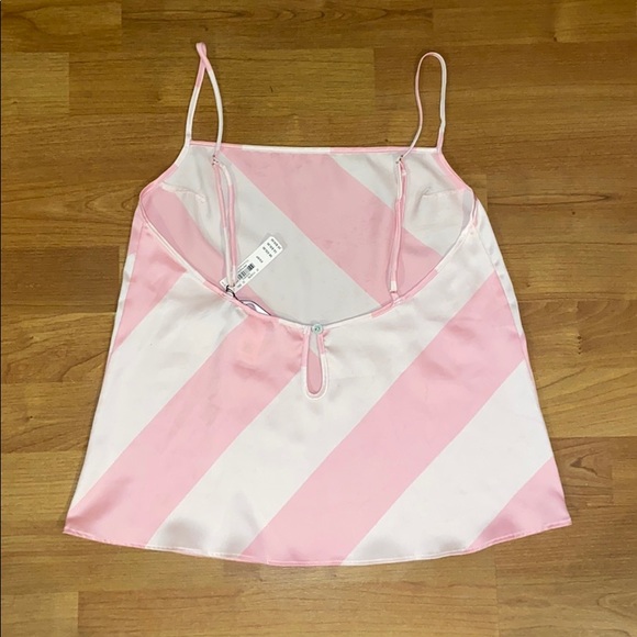 🆕 Victoria’s Secret Silk Sleep Top - Picture 2 of 7